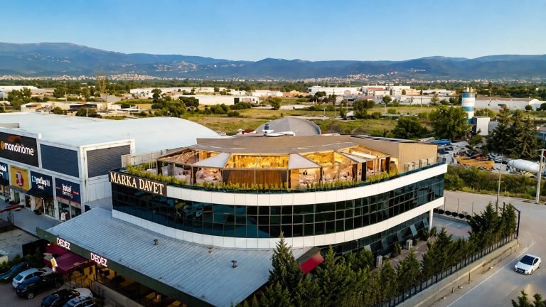 Bursa Nilüfer Marka Davet düğün salonu dış cephe ve teras görünümü